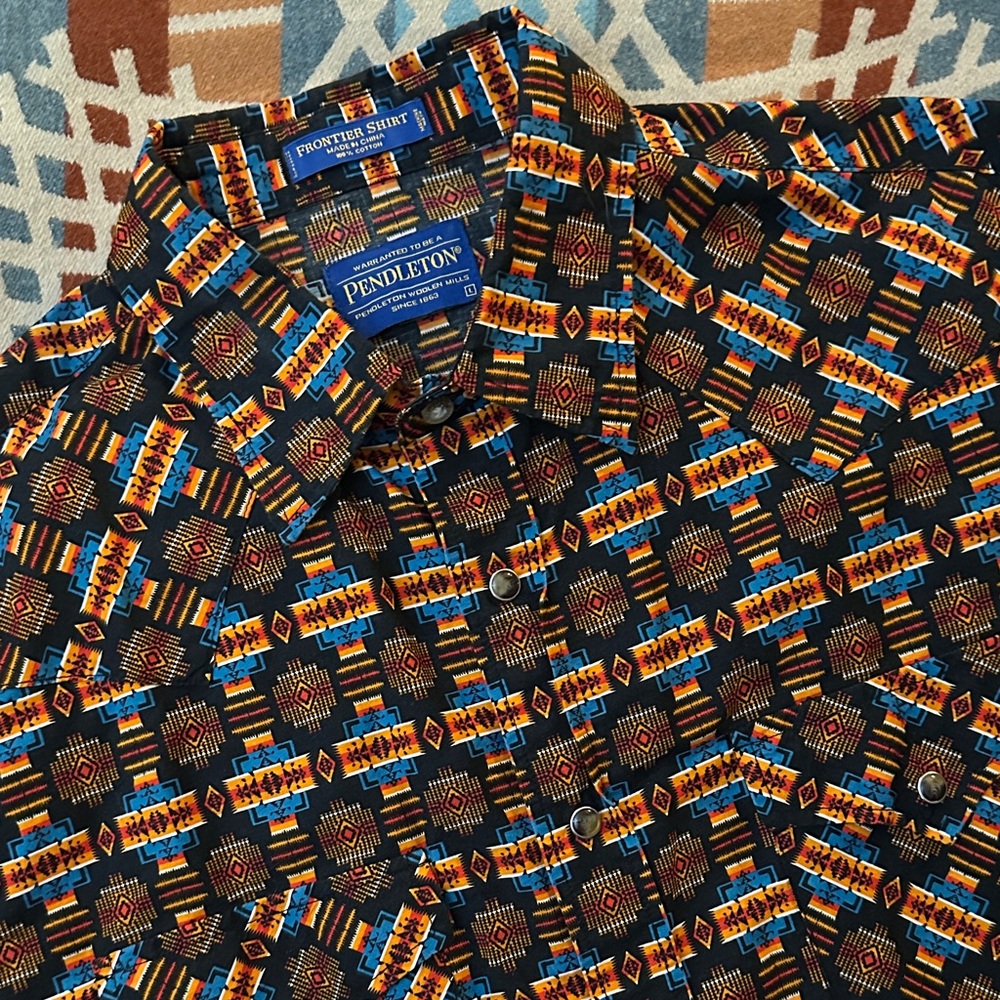 Pendleton Men's Multicolor Geometric Button Down … - image 1